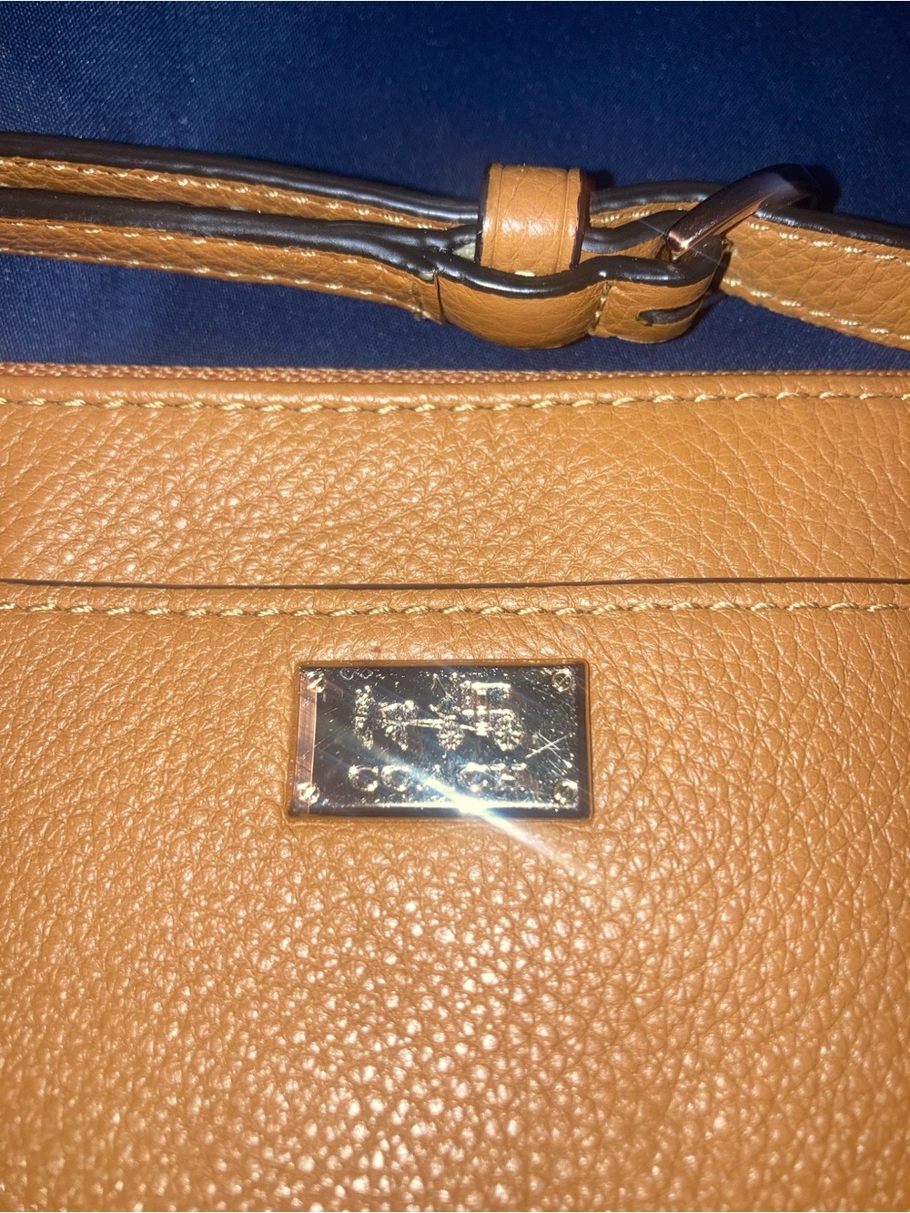 Coach Madison Leather East West Swingpack in Camel - Picture 2 of 12